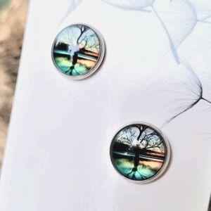 New Reflection Stud Earrings
